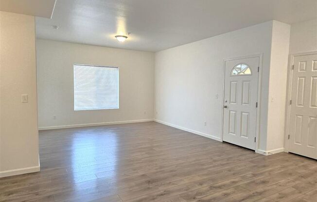 3 beds, 2 baths, 1,200 sqft, $1,750, Unit 1863-B240