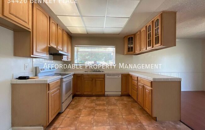 34426 BENTLEY PL