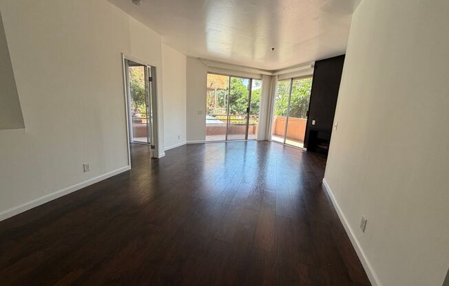2 beds, 2 baths, 1,000 sqft, $2,654, Unit 101