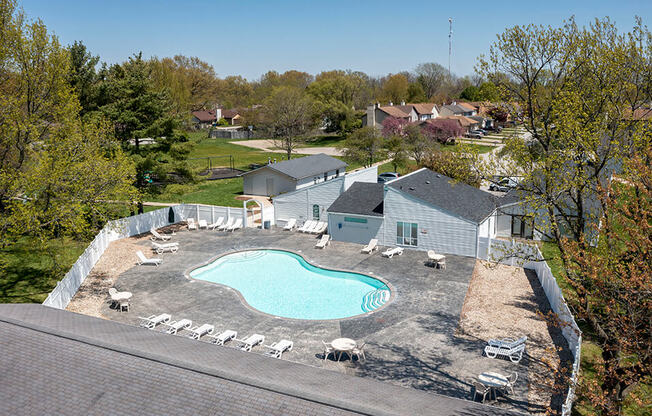 swimming pool at Willow Crossings Apartments