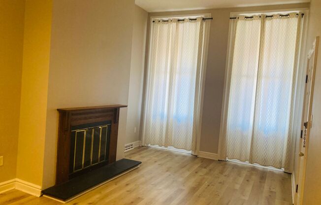 1419-1421 North Franklin Street