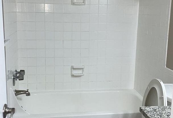 1 bed, 1 bath, 770 sqft, $1,145, Unit Apt 35