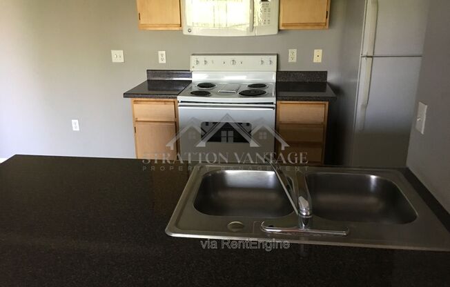 1 bed, 1 bath, 692 sqft, $1,140, Unit 367