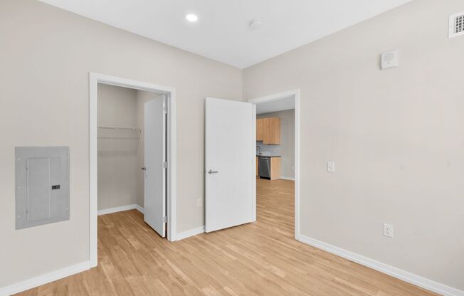 1 bed, 1 bath, 614 sqft, $2,420, Unit 604