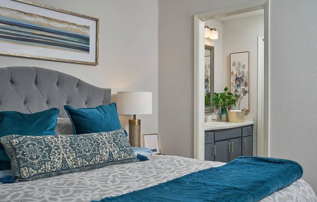 Experience the comfort of Distinction Apartment Homes, where modern elegance meets cozy living. Enjoy stylish interiors and serene spaces designed for your lifestyle. Schedule a tour today and envision your new home!
