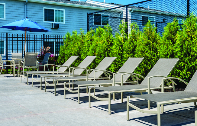 sundeck with lounge chairs at Southwood Luxury Apartments, New York, 11701