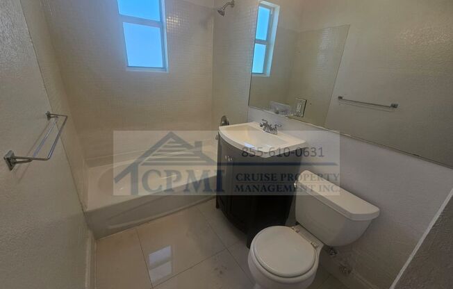 Studio, 1 bath, 575 sqft, $1,595, Unit 12