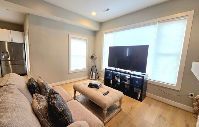 Updated 2 BR/2 BA Condo | Top Floor Living in Kingman Park!
