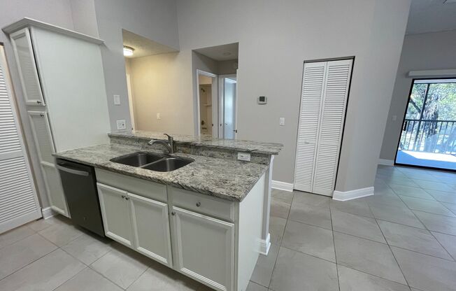 ANNUAL RENTAL - 2 BED/2BATH AT OASIS