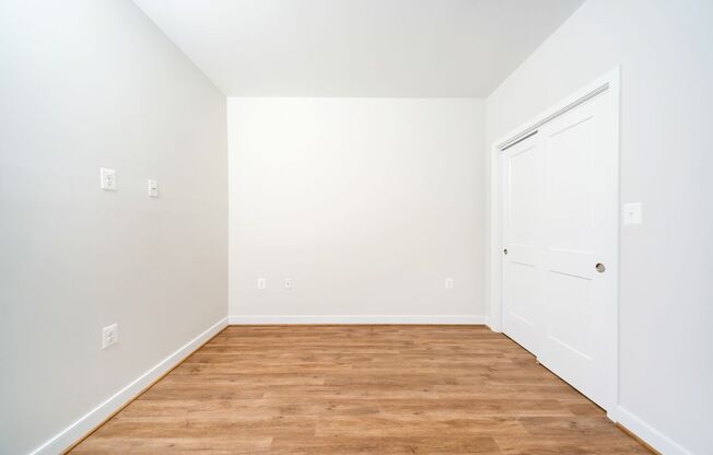 For Rent: Stylish Urban Living at 815 Park Ave – Your City Oasis Awaits!