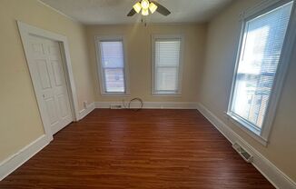 1 bed, 1 bath, 700 sqft, $795, Unit Unit 5