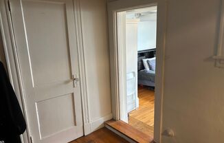 Studio, 1 bath, 537 sqft, $1,950, Unit 101 Summer #117