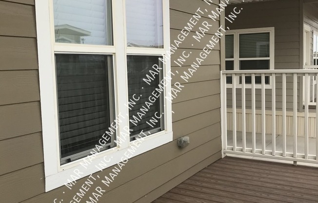 2512 E Main St