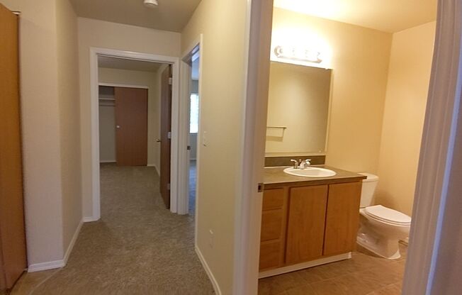 2 beds, 2 baths, 994 sqft, $1,495, Unit A201