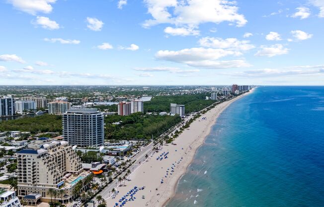 Luxury Beachfront Living at Its Finest – Fully Furnished Condo in Prime Fort Lauderdale Location!