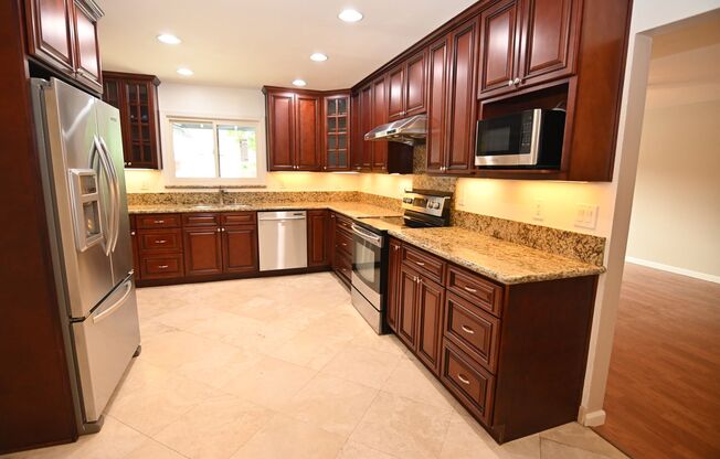 Beautiful 4-Bedroom, 2-Bath Home in Milpitas – 1847 Yosemite Dr – Available Now!