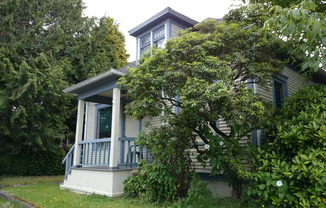 2713 NW 65th St