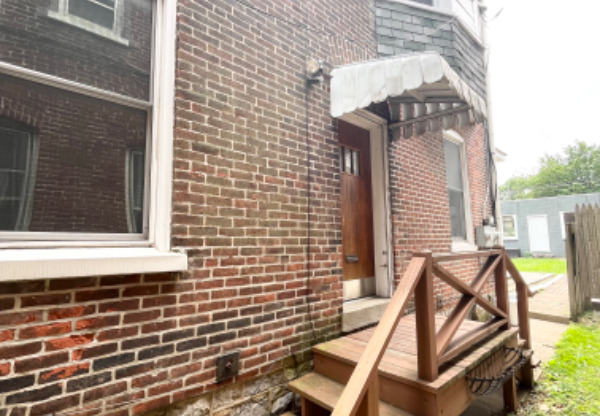 719 W BROAD ST