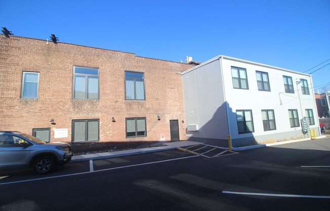 Modern and Sleek 611 S Fagley Street Apartments!