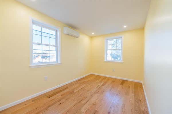 82 33 165 ST