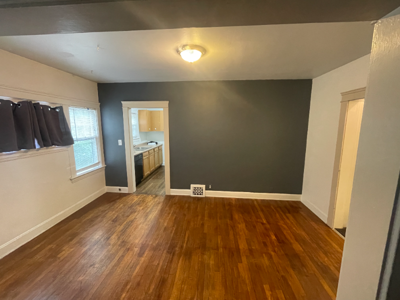 2296 GRANDVIEW