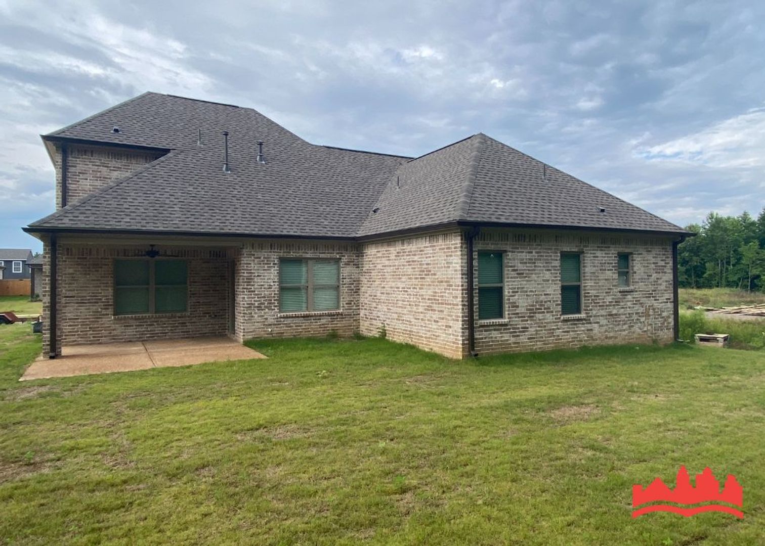Beautiful newly built single family home in Cordova TN!