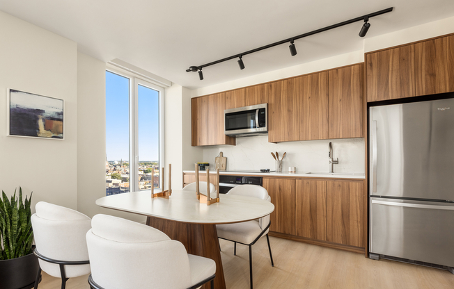 1 bed, 1 bath, $4,675, Unit 442P