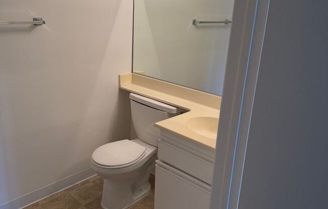 2 beds, 2 baths, 1,000 sqft, $2,695, Unit 107