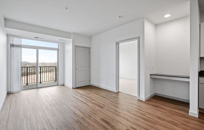 3 beds, 2 baths, 1,297 sqft, $2,545, Unit 207