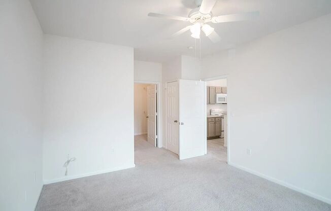 2 beds, 2 baths, 1,123 sqft, $1,420, Unit 4450-2D