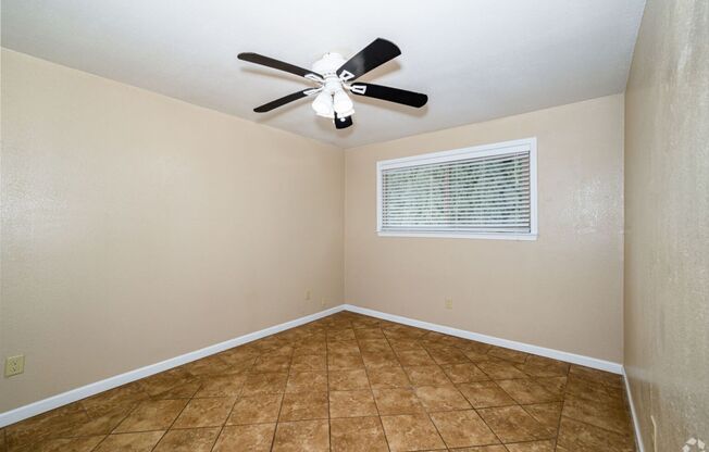 Campus Court Apartments