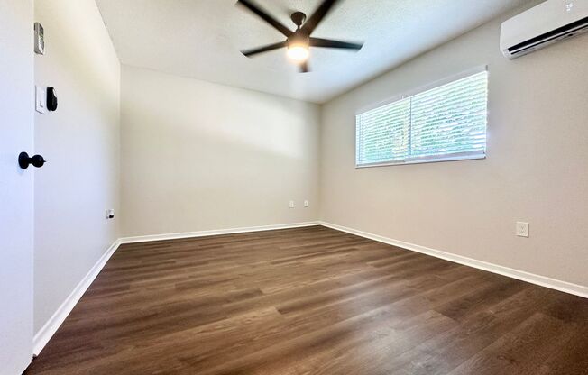 1 bed, 1 bath, 640 sqft, $1,599, Unit 32