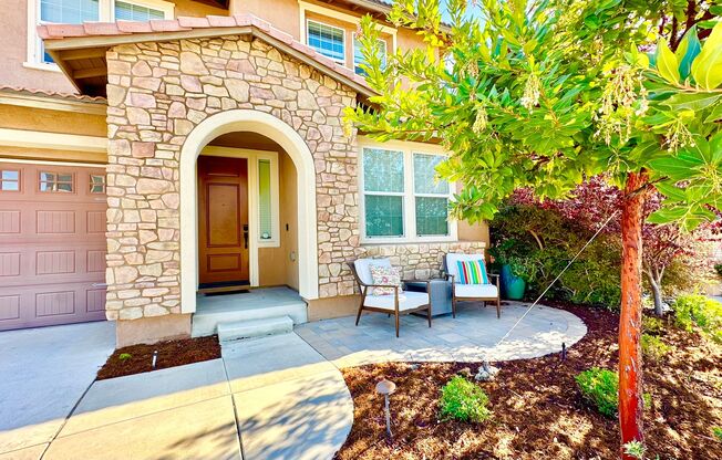 Beautiful Dream Home in the Desirable & New Horse Creek Ridge Community of Fallbrook!