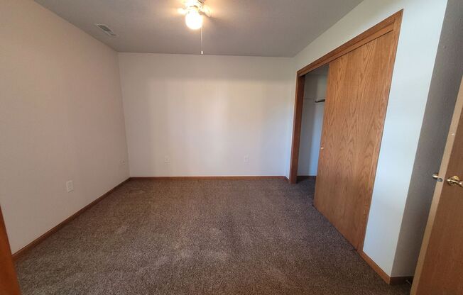 1 bed, 1 bath, 500 sqft, $825, Unit 102