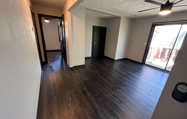 1 bed, 1 bath, 700 sqft, $775