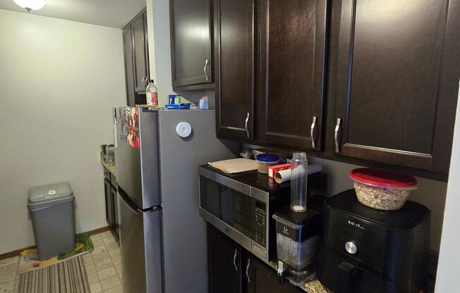1 bed, 1 bath, $1,125, Unit 216