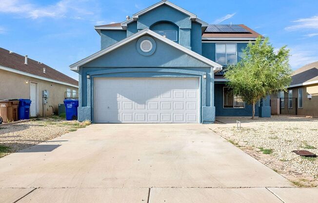 Large home in Legends West