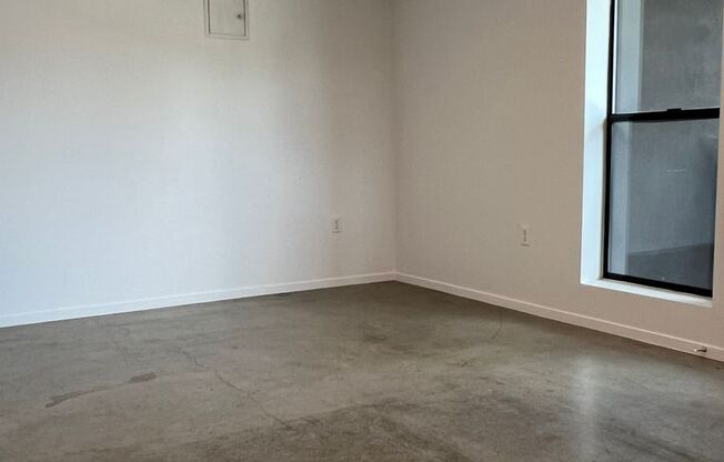 Studio, 1 bath, 615 sqft, $2,295, Unit 226