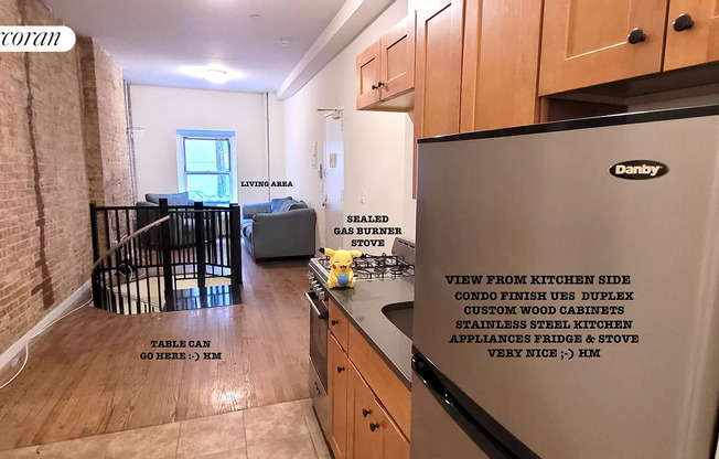 1 bed, 1.5 baths, $2,700, Unit 1C