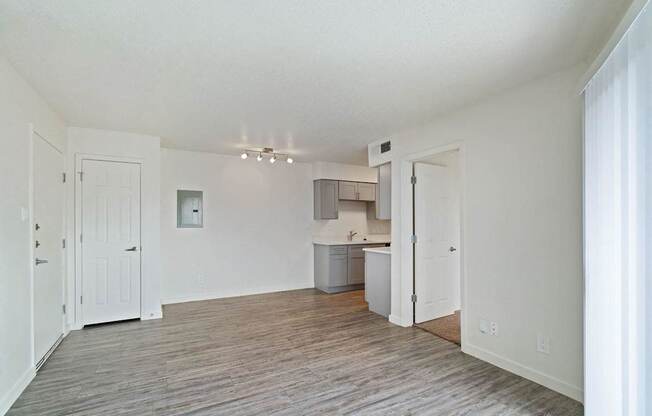 Tides at Royal Lane North