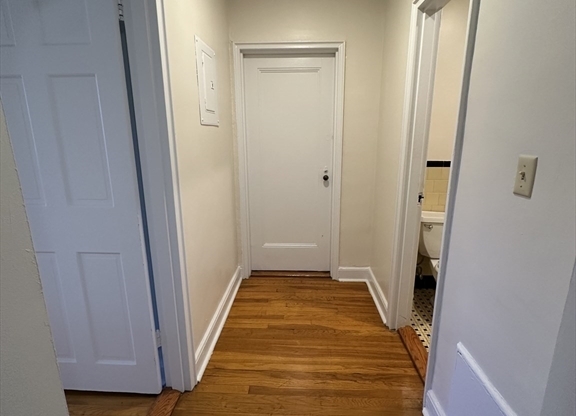 1 bed, 1 bath, 700 sqft, $2,650, Unit 308