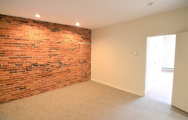 1 bed, 1 bath, 586 sqft, $2,935, Unit 12-7