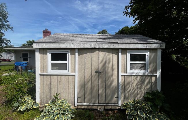 Updated 2 Bedroom Single Family Home