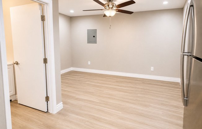 Studio, 1 bath, 230 sqft, $1,545, Unit 36