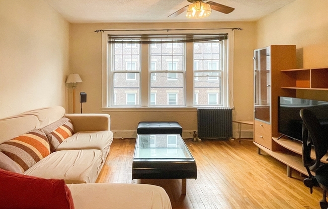 114 STRATHMORE RD