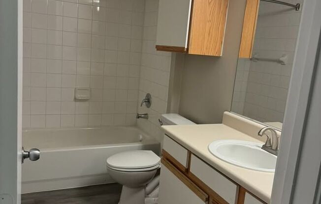 2 beds, 2 baths, 936 sqft, $1,019