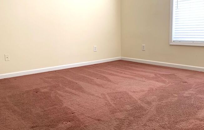 1951 Rock Ledge Court Auburn, AL 36832