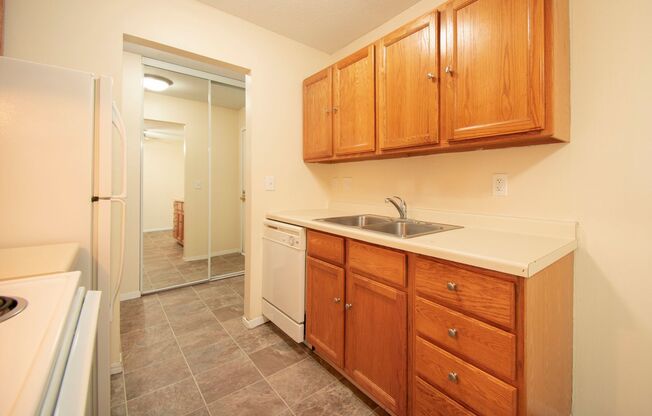 Excelsior Manor Apartments