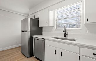 2 beds, 1 bath, 928 sqft, $1,399, Unit Unit 12
