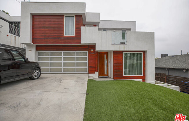 1046 GLN ARBOR AVE